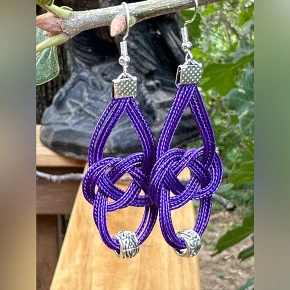HandMade Solid Purple with silver accent beads Boho Earring… - Picture 1 of 6
